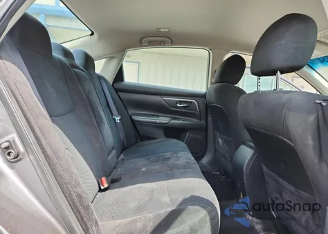 2015 Nissan Altima 2.5 z USA, uszkodzony, nr VIN 1N4AL3AP6FC431271